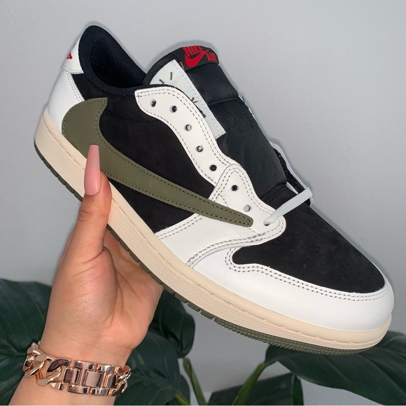 Jordan 1 low Travis Scott “Olive” Size 9.5 M - Picture 6 of 14